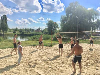 36063486_964657107040629_5237827795609976832_n